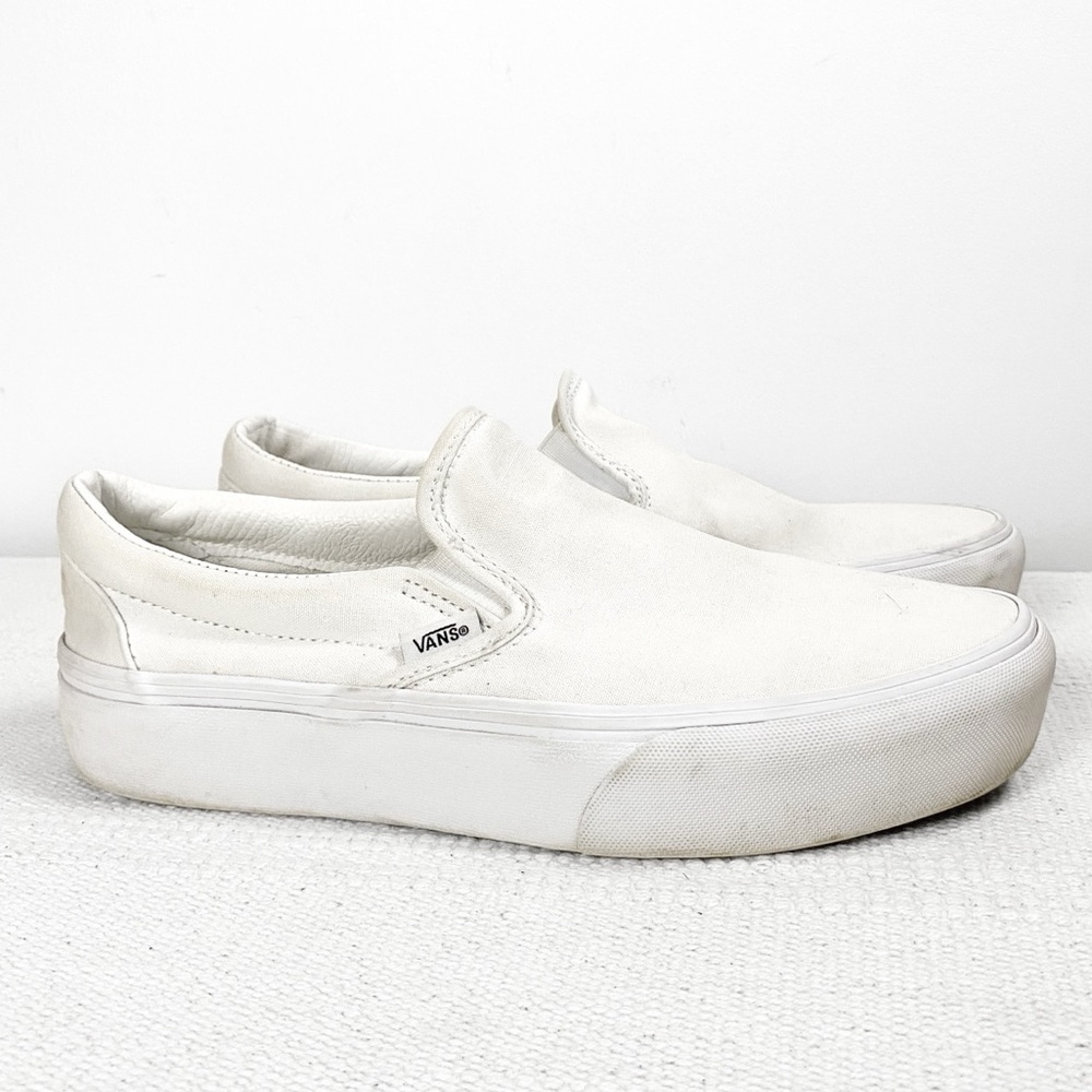 Vans Classic White Slip-On Shoes Mens 8 Womens 9.5